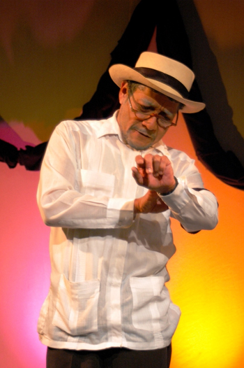 Teatro con Lucho Mueckay Piqueo La Revista EL UNIVERSO